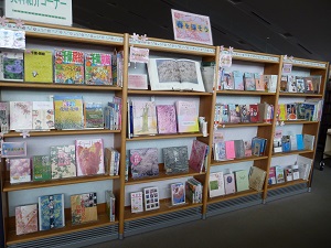 春を探そう資料展示全体像