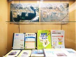 ガラス展示「千葉県と震災」写真１