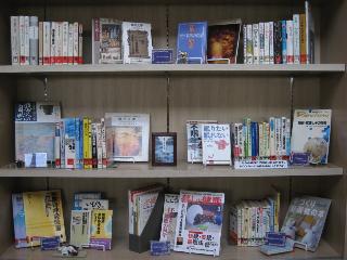 展示「春眠暁を覚えず－夢と眠りの９０冊－」